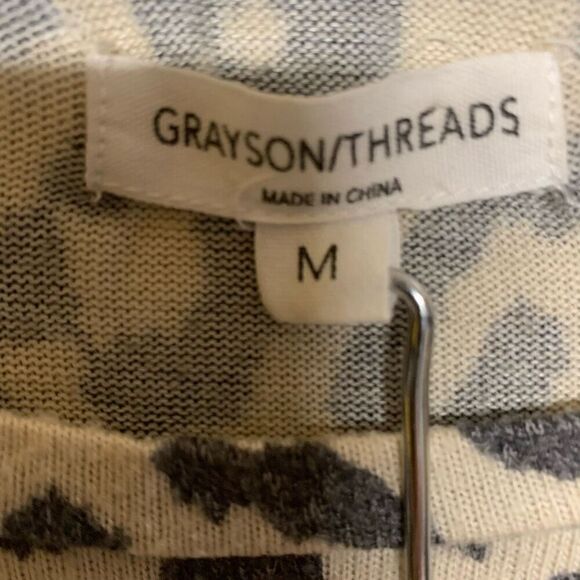 Grayson Threads leopard top womens medium long sleeve crewneck - Picture 3 of 6